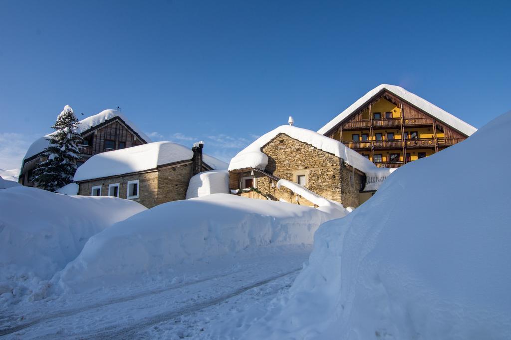 Stalle Lunghe Deluxe Apartments Прато-Невозо Экстерьер фото